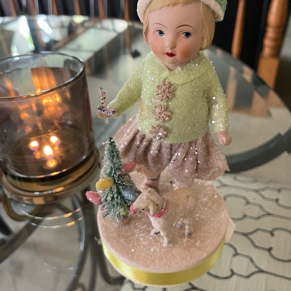 UNIQUE MARGARET HAIRE DESIGNED FOR ESC— SNOWFLAKE GIRL AND LAMB - Picture 5 of 10